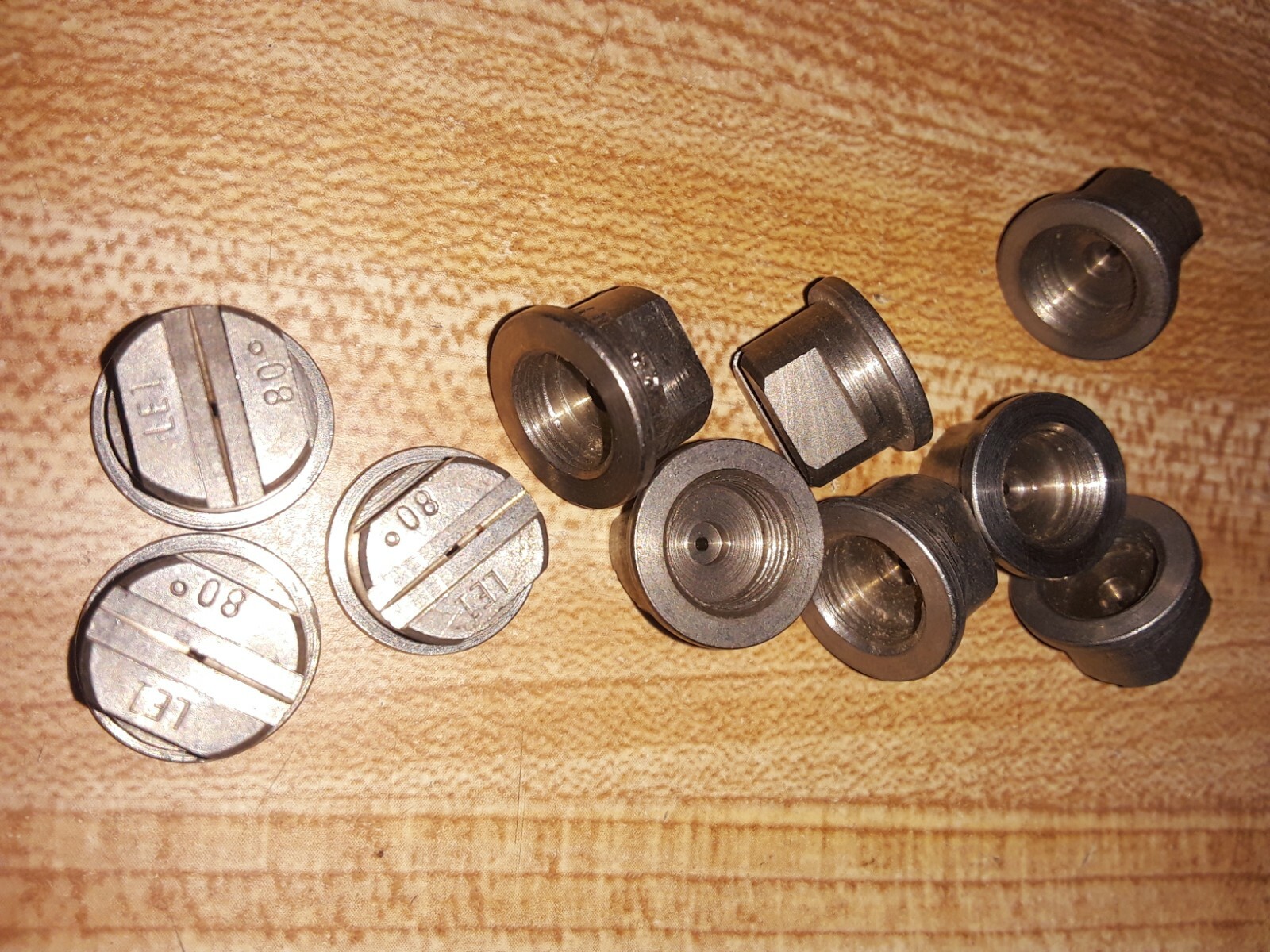 10 Delavan LE1SS 80 Degree Fan Spray Nozzle Tip LE Series Stainless Extra Fine