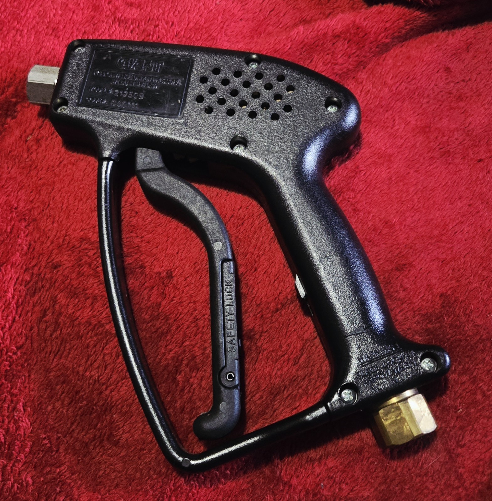Giant Trigger Spray Gun 10 GPM / 5000 PSI / 345 BAR 21250B
