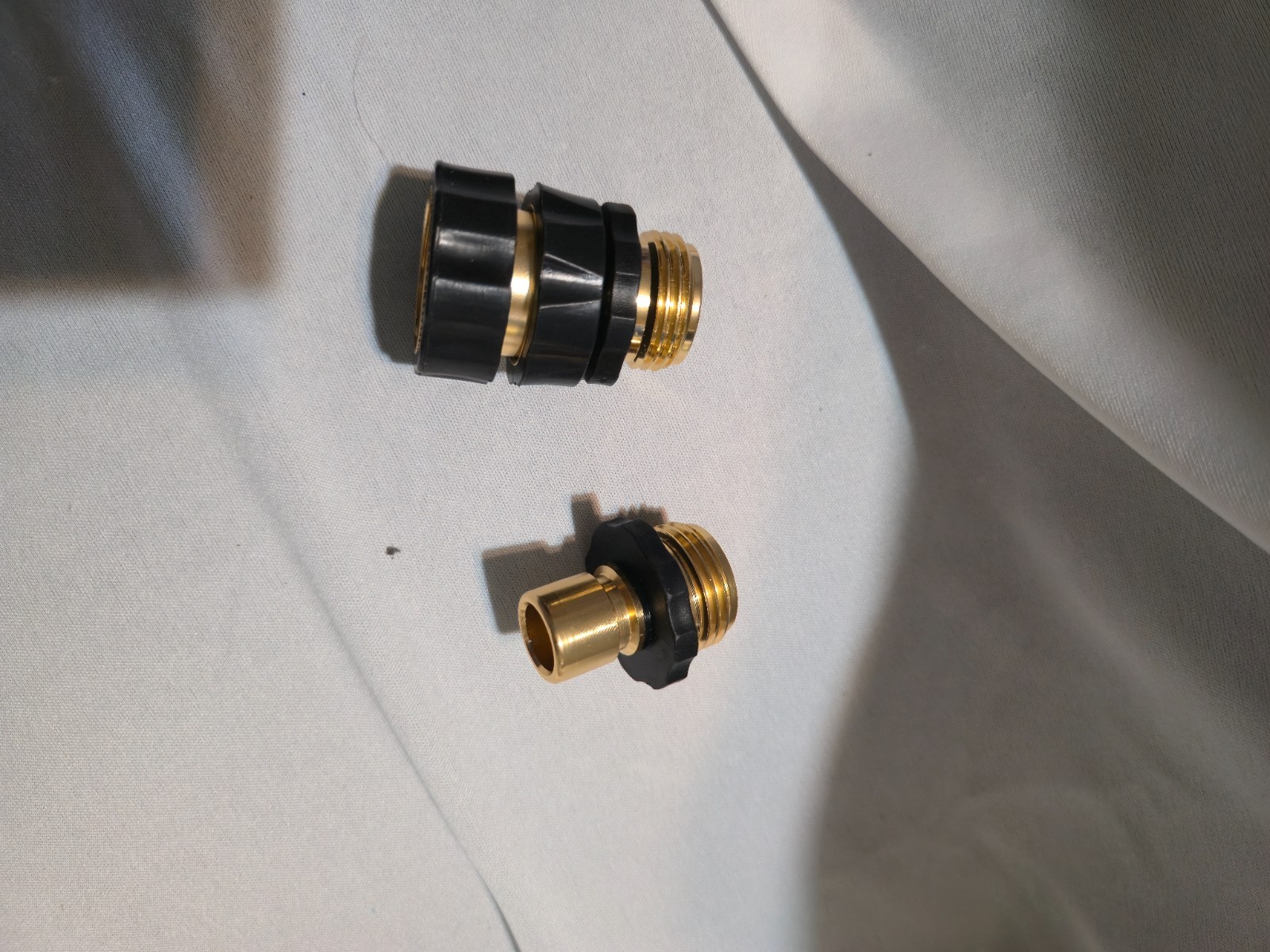 3/4″ Garden Hose Connector. solid brass quick connector