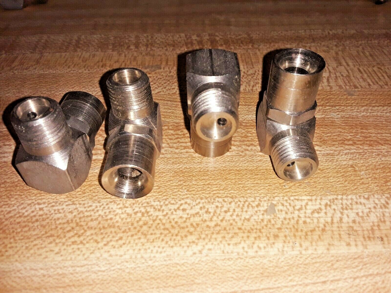 4 New Delavan 1/4RA8SS 120 Stainless Steel Spray Nozzles 120 degree Fan
