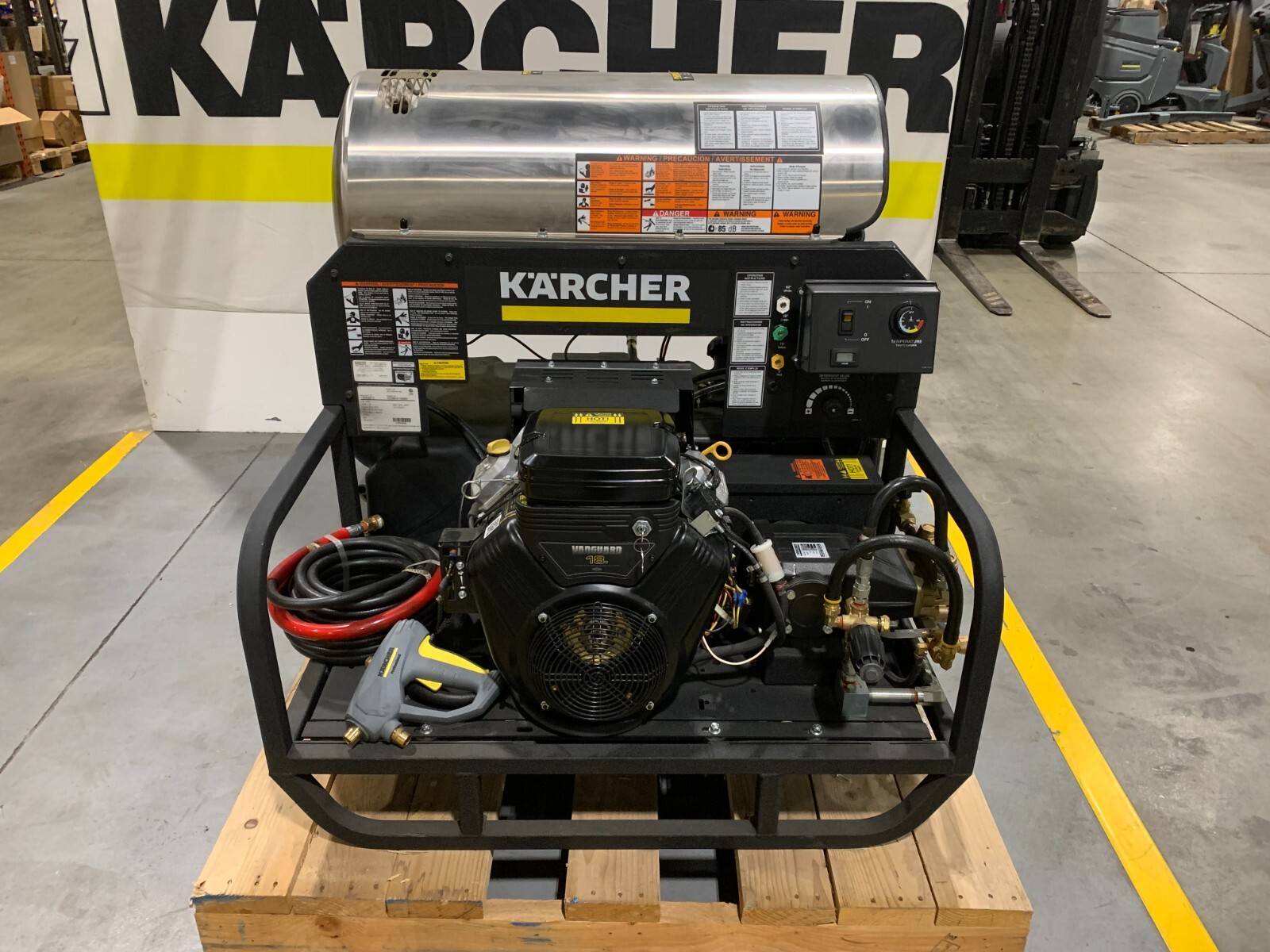 Karcher – HDS 4.8/30 Pe Cage Hot Water Pressure Washer #1.575-601.0